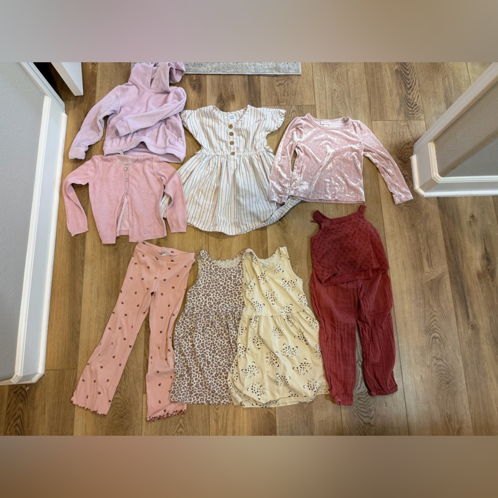 Girls bundle- dresses, sweaters, set, pants, shirt (please note the size range)